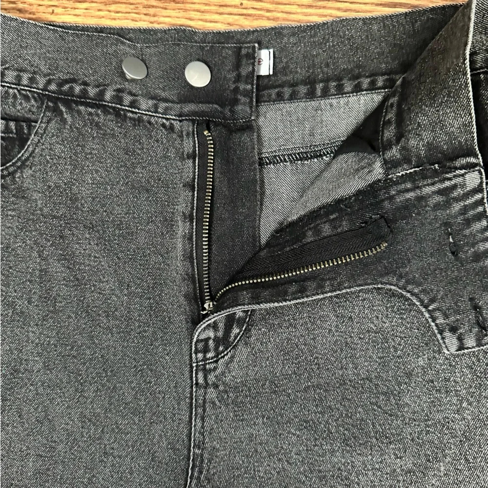 Vestique Black Denim Shorts, Small — image 4 of 5